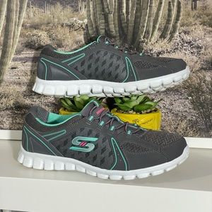 Skechers Sport Women’s EZ Flex 2